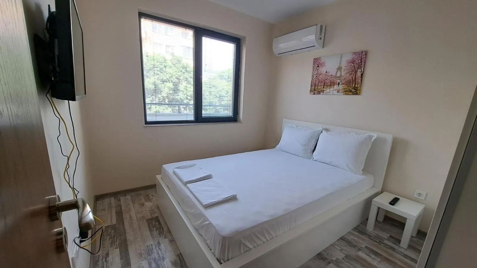 וארנה Hariton 1- Luxury Apartments
