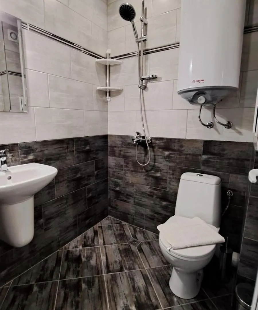 וארנה Hariton 1- Luxury Apartments