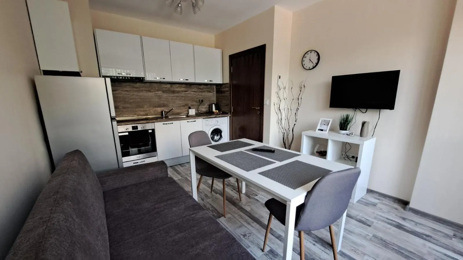 Hariton 1- Luxury Apartments Varna