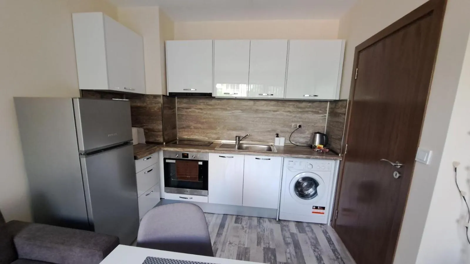 וארנה Hariton 1- Luxury Apartments